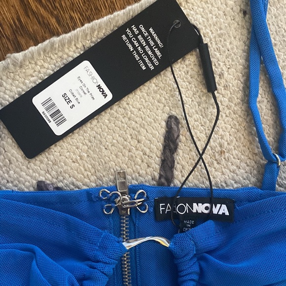 Fashion Nova Eyes on the Prize Corset in Cobalt Blue - Picture 4 of 5